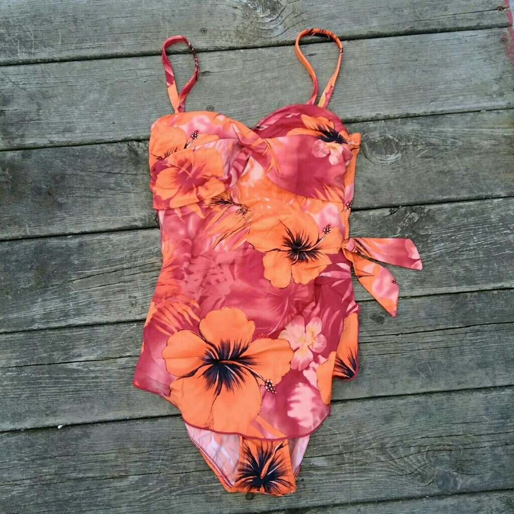 One piece swimsuits